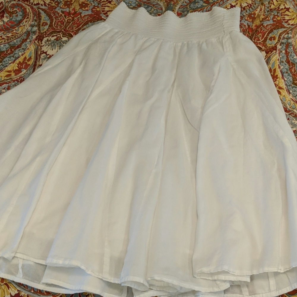White midi skirt
